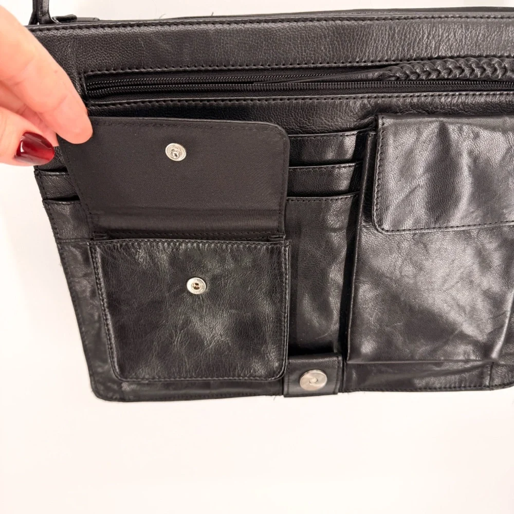 Artisan NY Black Leather Messenger Crossbody Laptop Work Travel Shoulder Bag‎